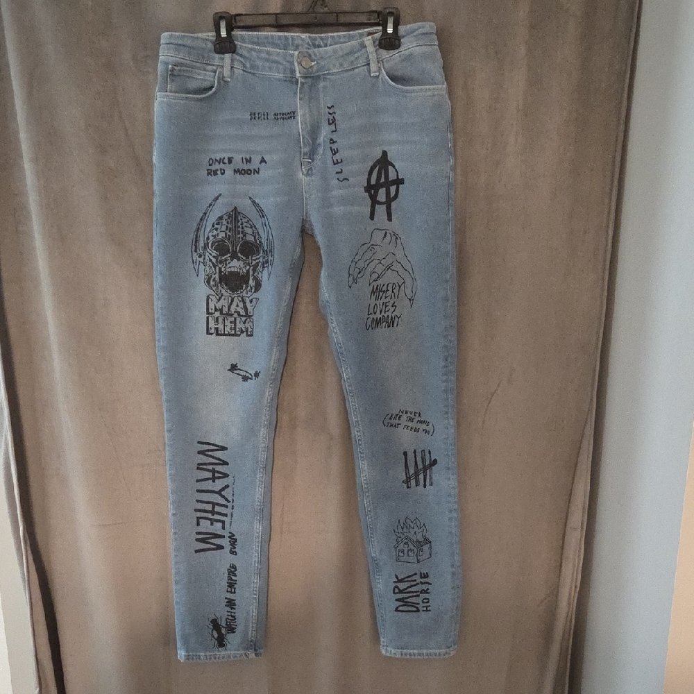 ASOS Size 36 Light Blue Graphic Skinny Jeans